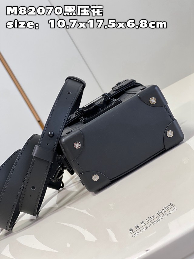 LV專櫃2023新款Vertical Trunk迷你手袋 M82070黑壓花 路易威登小斜挎包手機包 dn1375